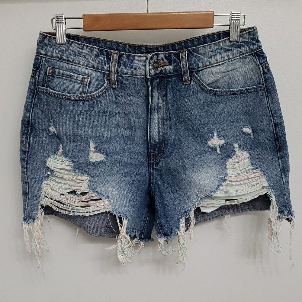 Fashion Nova Distressed 100% Cotton Denim Shorts Sz 9